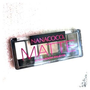 Nanacoco Matte 6 Eyeshadow Palette